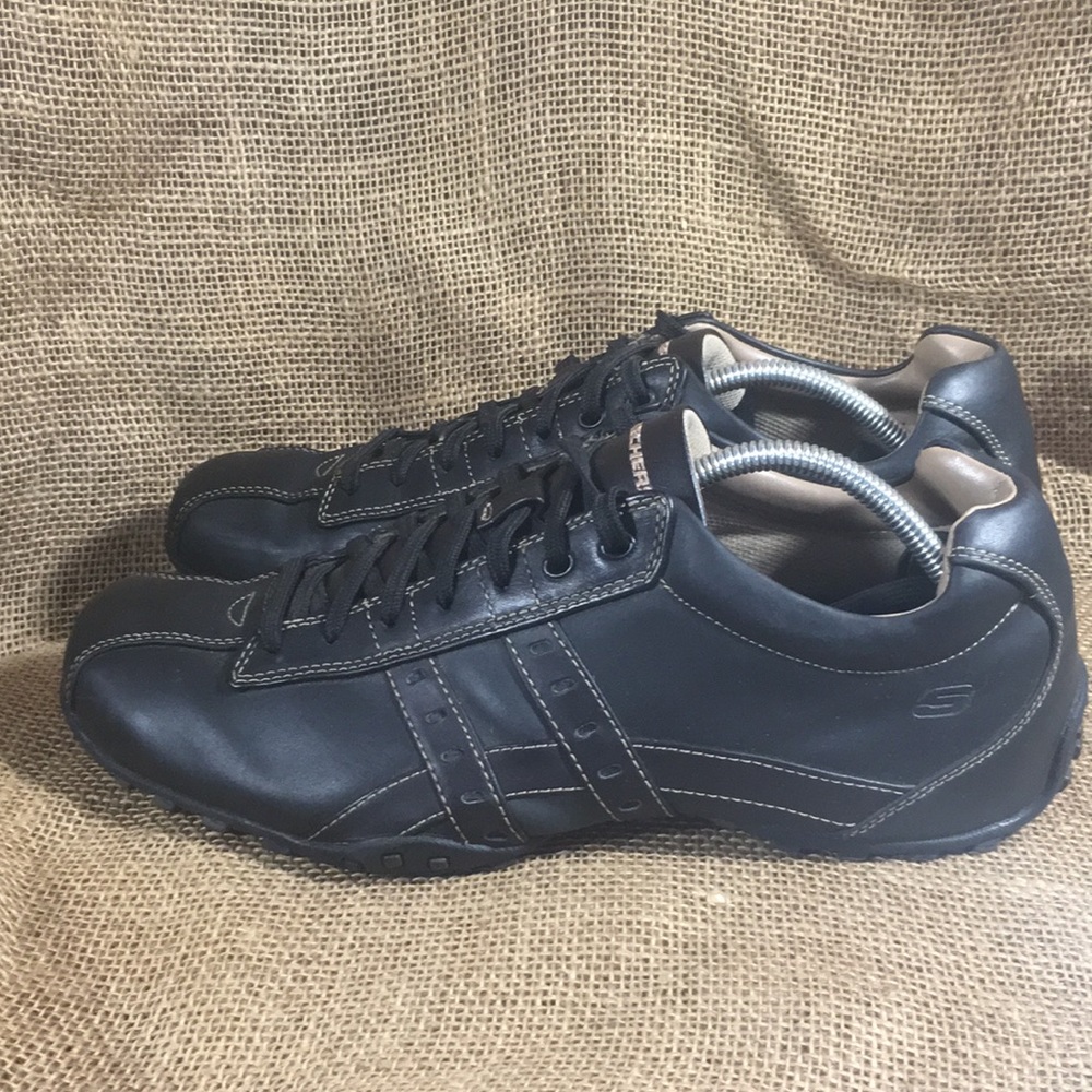 Skechers Black Leather Citywalk 8 Casual lace up